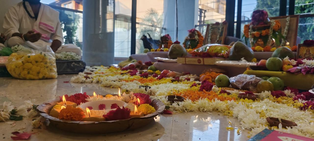 Aarti and deepdaan on the banks of Maa Narmada, Omkareshwar