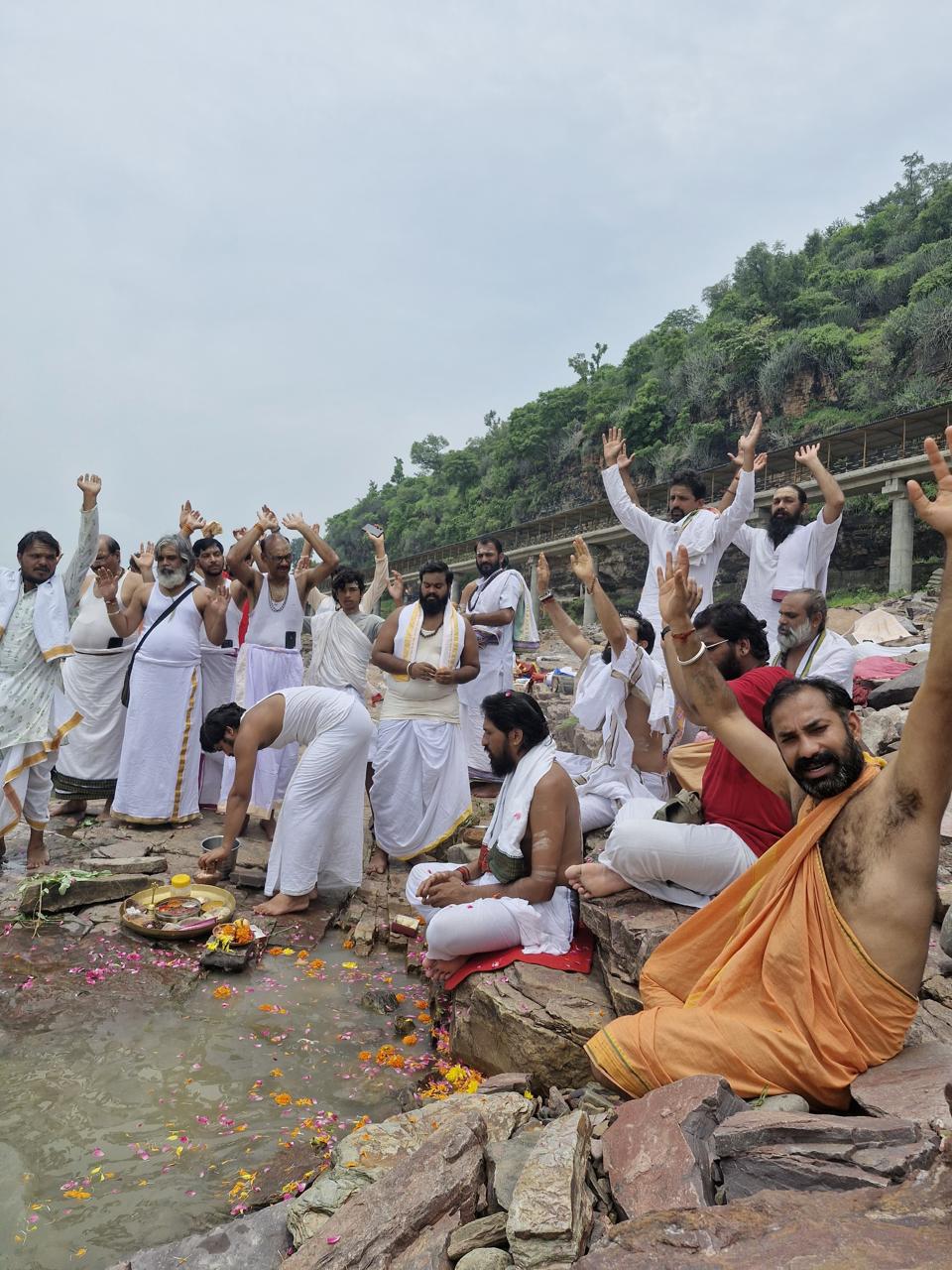 Vedic yajna and havan at Omkareshwar