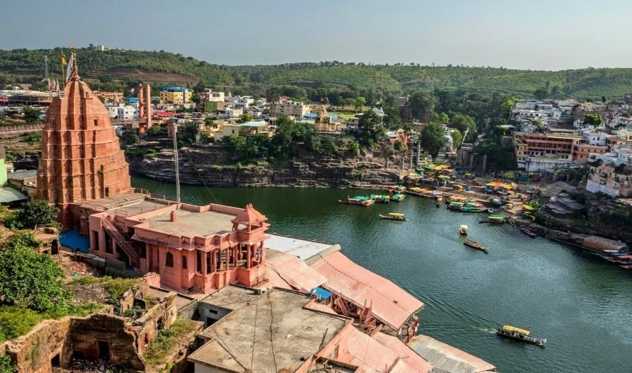 Omkareshwar temple on the banks of Maa Narmada